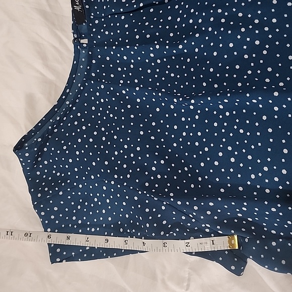 Ambriz Pleat Front Detail Blouse - Picture 7 of 10